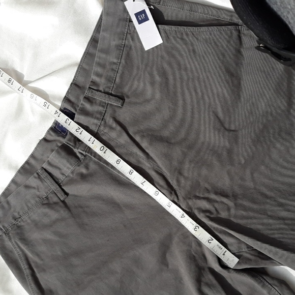 Gap Khaki Factory Sz 36 Grey Lived In Shorts. - Picture 10 of 17